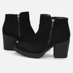 SO Black Block Heel Ankle Boots